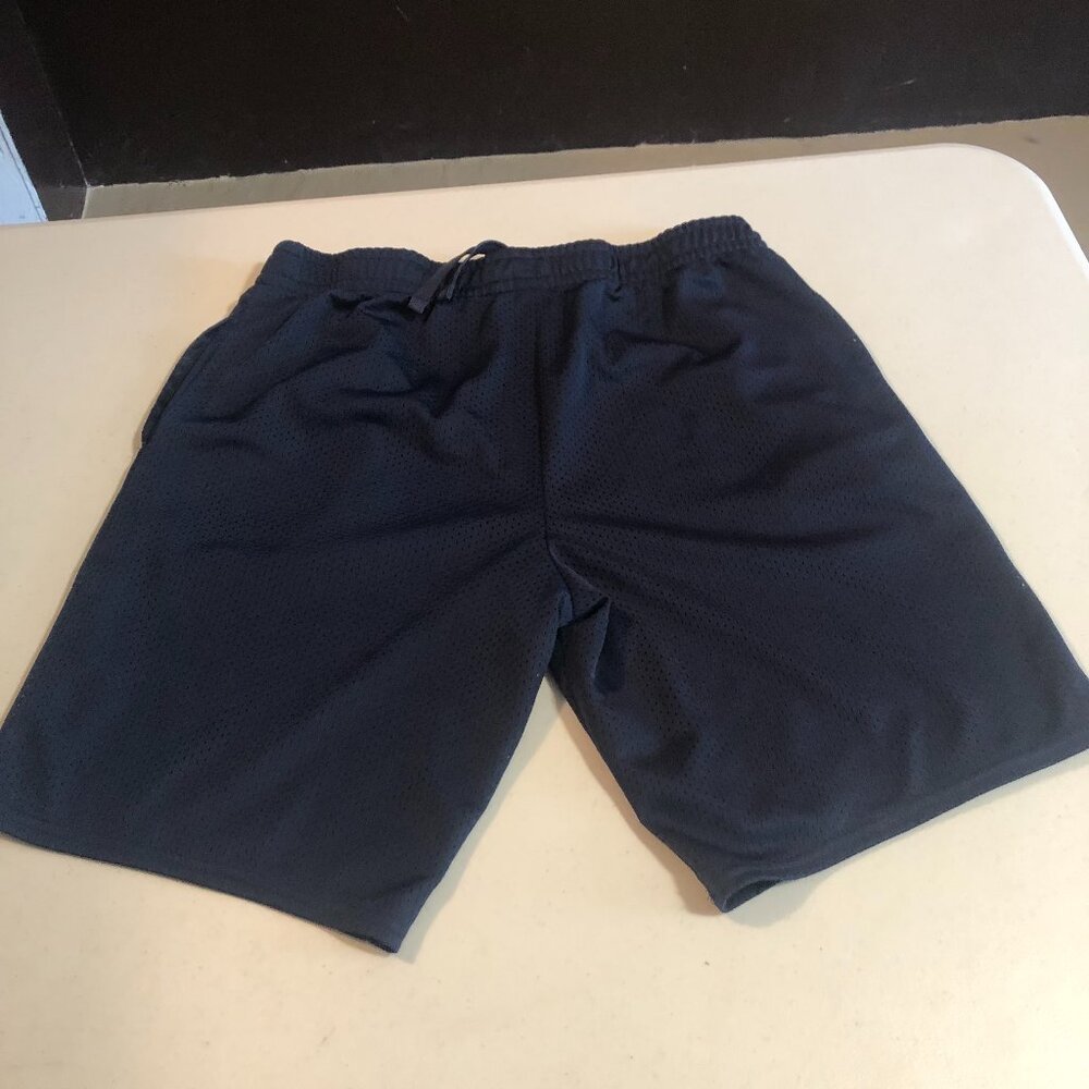 Boys Navy Under Armour Drawstring Shorts, Size XL